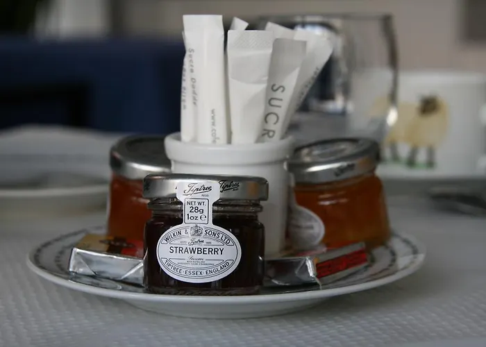 Отель La Maison Normande